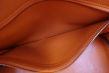 Load image into Gallery viewer, HERMES BIRKIN 35 Togo leather Orange □M Engraving Hand bag 700120138