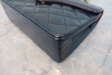 Load image into Gallery viewer, CHANEL Matelasse chain shoulder bag Lambskin Navy/Gold hadware Shoulder bag 800040085