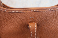 画像をギャラリービューアに読み込む, HERMES/エルメス エブリンTPM トリヨンクレマンス ゴールド U刻印 ショルダーバッグ 700080206