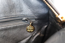 Load image into Gallery viewer, CHANEL Matelasse fringe chain shoulder bag Lambskin Black/Gold hadware Shoulder bag 700100048