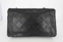 画像をギャラリービューアに読み込む, CHANEL/シャネル マトラッセチェーンショルダーバッグ ラムスキン ブラック/ゴールド金具 ショルダーバッグ 800100139