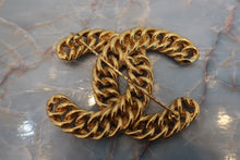 將圖片載入圖庫檢視器 CHANEL/シャネル ココマークブローチ 金メッキ ゴールド ブローチ 500110146