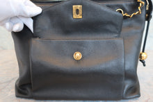 Load image into Gallery viewer, CHANEL CC mark chain tote bag Caviar skin Black/Gold hadware Tote bag 800080245