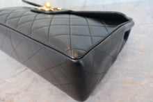 Load image into Gallery viewer, CHANEL Medium Matelasse Single flap chain shoulder bag Lambskin Black/Gold hadware Shoulder bag 700100049