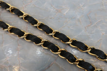 画像をギャラリービューアに読み込む, CHANEL/シャネル Vステッチチェーンショルダーバッグ キャビアスキン ブラック/ゴールド金具 ショルダーバッグ 600100014