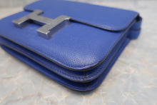 Load image into Gallery viewer, HERMES CONSTANCE3 MINI Epsom leather Blue electric □O Engraving Shoulder bag 700120125