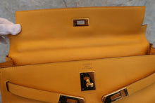 將圖片載入圖庫檢視器 HERMES/エルメス ケリー35 クシュベル ジョーヌ □A刻印 ショルダーバッグ 700030194