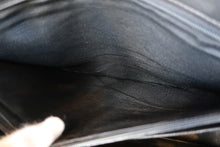 Load image into Gallery viewer, CHANEL Medium Matelasse Single flap chain shoulder bag Lambskin Black/Gold hadware Shoulder bag 700100049