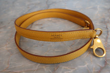 將圖片載入圖庫檢視器 HERMES/エルメス ケリー35 クシュベル ジョーヌ □A刻印 ショルダーバッグ 700030194