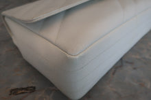 画像をギャラリービューアに読み込む, CHANEL/シャネル バイアスステッチチェーンショルダーバッグ キャビアスキン ホワイト/ゴールド金具 ショルダーバッグ 700060208