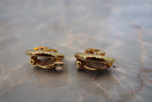 Load image into Gallery viewer, CHANEL CC mark earring Gold plate Gold Earring 500110139