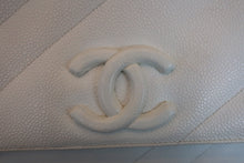 画像をギャラリービューアに読み込む, CHANEL/シャネル バイアスステッチチェーンショルダーバッグ キャビアスキン ホワイト/ゴールド金具 ショルダーバッグ 700060208