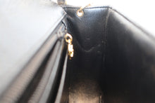 画像をギャラリービューアに読み込む, CHANEL/シャネル Vステッチチェーンショルダーバッグ キャビアスキン ブラック/ゴールド金具 ショルダーバッグ 600100014