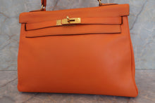 画像をギャラリービューアに読み込む, HERMES/エルメス ケリー32 ヴォーガリバー オレンジ 〇Z刻印 ショルダーバッグ 700050217