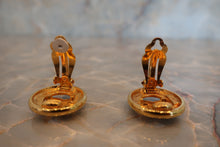 Load image into Gallery viewer, CHANEL CC mark earring Gold plate Gold Earring 500110139