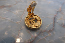 Load image into Gallery viewer, CHANEL CC mark earring Gold plate Gold Earring 500110139