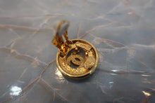 Load image into Gallery viewer, CHANEL CC mark earring Gold plate Gold Earring 500110139