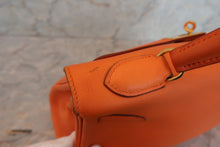 画像をギャラリービューアに読み込む, HERMES/エルメス ケリー32 ヴォーガリバー オレンジ 〇Z刻印 ショルダーバッグ 700050217