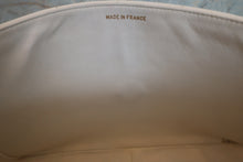 画像をギャラリービューアに読み込む, CHANEL/シャネル バイアスステッチチェーンショルダーバッグ キャビアスキン ホワイト/ゴールド金具 ショルダーバッグ 700060208