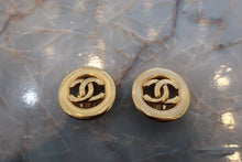 Load image into Gallery viewer, CHANEL CC mark earring Gold plate Gold Earring 500110143