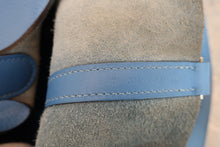 Load image into Gallery viewer, HERMES PICOTIN LOCK TOUCH MM Clemence leather/Swift leather Blue paradise T Engraving Hand bag 800060034