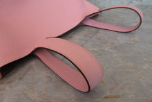 Load image into Gallery viewer, HERMES PICOTIN LOCK MM Clemence leather Rose sakura T Engraving Hand bag 700070209