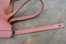 Load image into Gallery viewer, HERMES PICOTIN LOCK MM Clemence leather Rose sakura T Engraving Hand bag 700070209