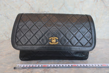 画像をギャラリービューアに読み込む, CHANEL/シャネル マトラッセラウンドチェーンショルダーバッグ キャビアスキン ブラック/シルバー金具 ショルダーバッグ 800090090