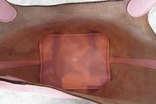 Load image into Gallery viewer, HERMES PICOTIN LOCK MM Clemence leather Rose sakura T Engraving Hand bag 700070209