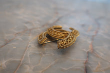 Load image into Gallery viewer, CHANEL CC mark brooch Gold plate Gold Brooch 500100248