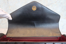 Load image into Gallery viewer, CHANEL Mademoiselle shoulder bag Lambskin Black/Gold hadware Shoulder bag 700120195