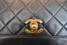 将图片加载到图库查看器,CHANEL/香奈儿 CF 链条包 羊皮 Black/Gold hadware(黑色/金色金属) 肩背包 800040094