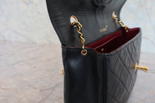 将图片加载到图库查看器,CHANEL/香奈儿 CF 链条包 羊皮 Black/Gold hadware(黑色/金色金属) 肩背包 800040094