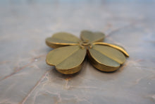 Load image into Gallery viewer, CHANEL CC mark Clover brooch Gold plate Gold Brooch 500110091