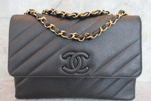 將圖片載入圖庫檢視器 CHANEL/シャネル バイアスステッチチェーンショルダーバッグ キャビアスキン ブラック/ゴールド金具 ショルダーバッグ 700060200