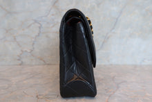 画像をギャラリービューアに読み込む, CHANEL/シャネル パリ限定マトラッセダブルフラップチェーンショルダーバッグ ラムスキン ブラック/ゴールド金具 ショルダーバッグ 700110060