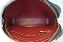 Load image into Gallery viewer, CHANEL Matelasse chain shoulder bag Lambskin Black/Gold hadware Shoulder bag 800090004