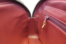 Load image into Gallery viewer, CHANEL Matelasse chain shoulder bag Lambskin Black/Gold hadware Shoulder bag 800090004