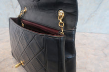 Load image into Gallery viewer, CHANEL Matelasse chain shoulder bag Lambskin Black/Gold hadware Shoulder bag 700120192