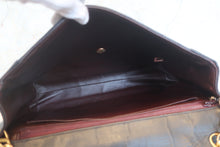 Load image into Gallery viewer, CHANEL Matelasse chain shoulder bag Lambskin Black/Gold hadware Shoulder bag 700120192