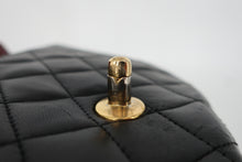 Load image into Gallery viewer, CHANEL Matelasse Chain shoulder bag Lambskin Black/Gold hardware Shoulder bag 800100147
