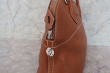 Load image into Gallery viewer, HERMES/BOLIDE 31 Clemence leather Gold □K Engraving Shoulder bag 700090142