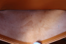 将图片加载到图库查看器,HERMES BIRKIN 30 Clemence leather Orange □J刻印 Hand bag 800030041