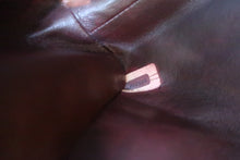 Load image into Gallery viewer, CHANEL Matelasse chain shoulder bag Lambskin Black/Gold hadware Shoulder bag 700120192