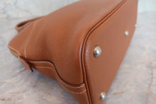 Load image into Gallery viewer, HERMES/BOLIDE 31 Clemence leather Gold □K Engraving Shoulder bag 700090142