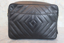 Load image into Gallery viewer, CHANEL CC mark fringe chain shoulder bag Caviar skin Black/Gold hadware Shoulder bag 800060049