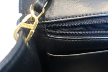 Load image into Gallery viewer, CHANEL Matelasse chain shoulder bag Lambskin Black/Gold hadware Shoulder bag 700120193