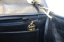 Load image into Gallery viewer, CHANEL Matelasse chain shoulder bag Lambskin Black/Gold hadware Shoulder bag 700120193