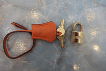 将图片加载到图库查看器,HERMES BIRKIN 35 Clemence leather Orange □G刻印 Hand bag 800030028