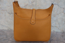 画像をギャラリービューアに読み込む, HERMES/エルメス エブリン3GM トリヨンクレマンス ソレイユ □O刻印 ショルダーバッグ 800010161